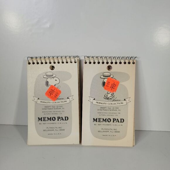 Vintage 50s and 60s Snoopy memo pad mini notebooks - Picture 4 of 5